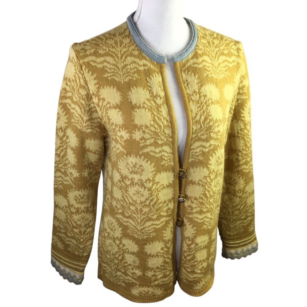 Oleana Cardigan Sweater Norway Norwegian Size L Wool Floral Knit Solveig Hisdal